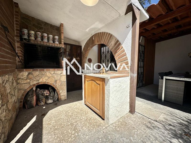 Foto 2fd1142b-646f-4b9a-8989-efa5055a1db8. Casa amb piscina a Canyelles Lloret de Mar