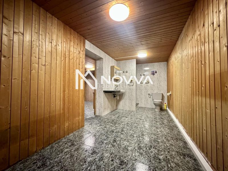 Foto 95d8d0e2-232f-4b8c-aa80-3884fb495893. Casa amb piscina a Canyelles Lloret de Mar