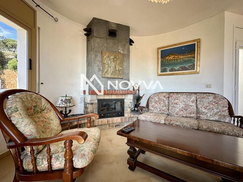 Foto bc8f5575-fa89-4a5e-b182-9c3d30bb8e28. Casa amb piscina a Canyelles Lloret de Mar