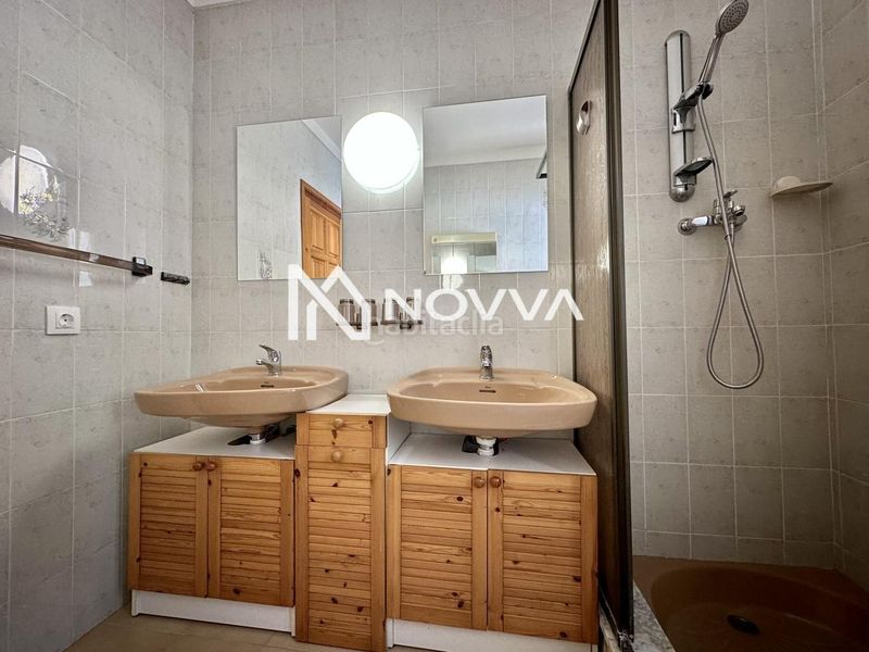 Foto cae17781-bcc1-4664-b2b8-9aceac039474. Casa amb piscina a Canyelles Lloret de Mar