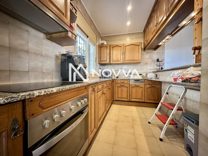 Foto ecca6a30-2564-4ca6-b153-5697ea853da3. Casa amb piscina a Canyelles Lloret de Mar