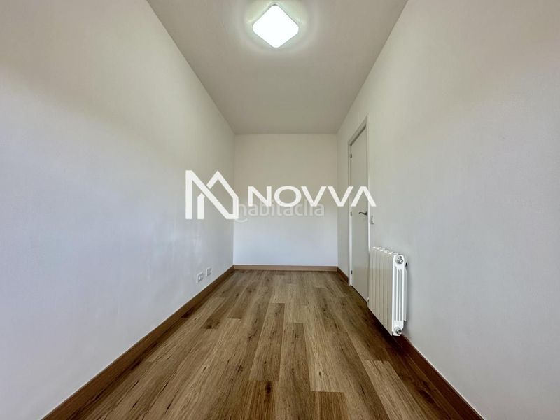 Foto 21979567-f5bf-4b7c-8cf6-decbf0d8f4ce. Casa amb piscina a Tordera Tordera