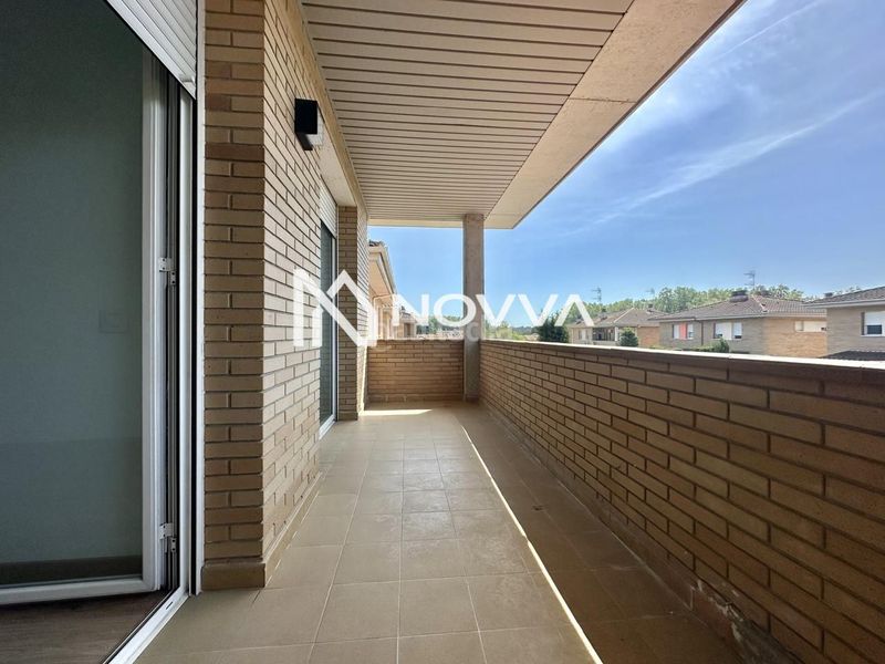 Foto e0197805-244b-4b01-ad74-d2f0eb41af81. Casa amb piscina a Tordera Tordera