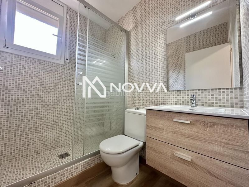 Foto ed3246bd-6fb6-42d8-958d-57199d688483. Casa amb piscina a Tordera Tordera