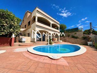Haus in Mas Mora-Sant Daniel. Magnífica casa en venta en tordera  mas mora