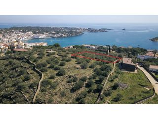 Terreny residencial  Avinguda del pi. Excepcional parcela edificable con vistas panor�micas al mar en