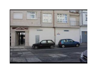 Local Comercial  Avenida santiago. En venta local en a estrada