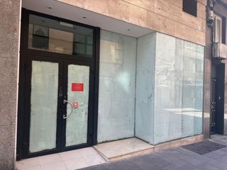 Miete Geschäftsraum in Rua la torre 48. Local calle la torre 48