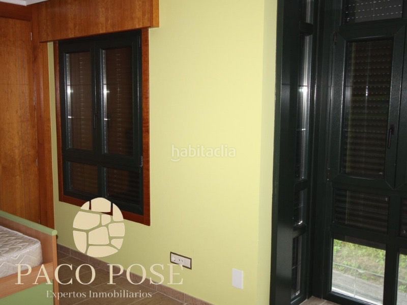 Foto b9dbf93d-e77b-4eaf-bd06-11089ab58a5b. Chalet in travesía de Oseiro 100 in Oseiro Arteixo