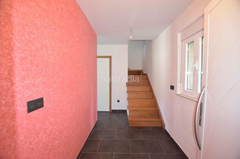 Foto b6f66138-7821-413a-a4db-bb6dddb7aeb7. Casa a travesía armada 6 a Cee