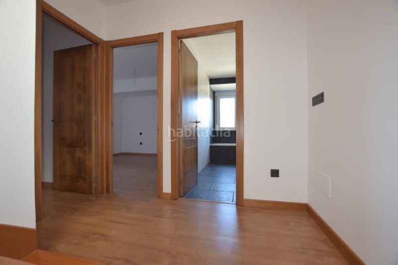Foto f4b9ceba-3905-4e92-8e2e-40eaac3365c7. Casa a travesía armada 6 a Cee