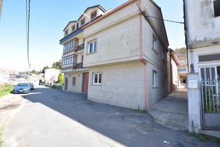 Haus en Traves�a armada 6. Casa independiente en el centro de cee