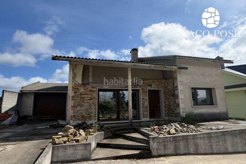 Foto c0f3e394-4254-46be-bb43-b32051f15522. Chalet en cernide 11 chalet en Carballo