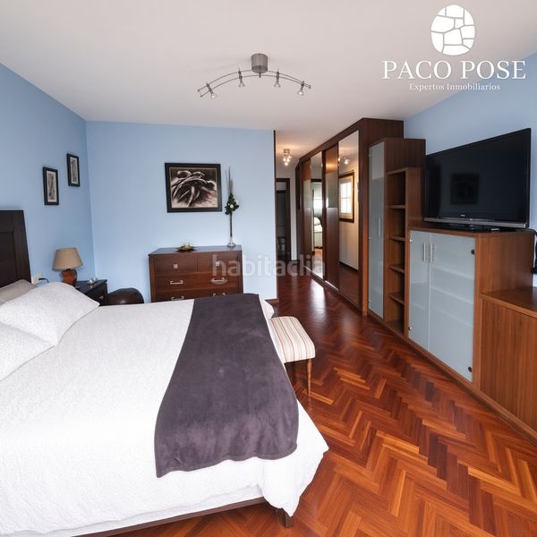 Foto 4016403b-f381-48b3-abfa-289db121d34b. Rent duplex in rúa riego de agua 46 in Ciudad Vieja Coruña (A)