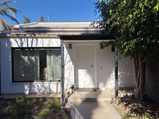 Chalet  Calle calle escultor adri�n carrillo. Exclusivo chalet en vistahermosaalicante