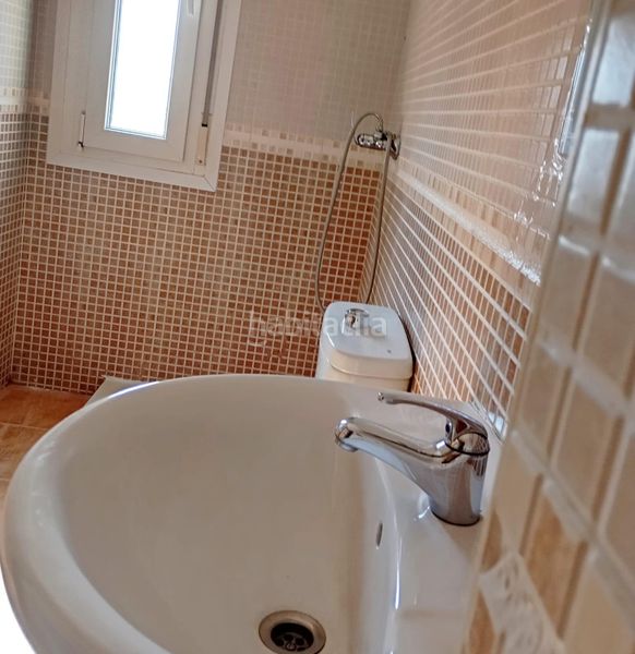Foto 01aaedd7-5bab-42fb-a583-d8913517f9fb. Casa adosada en calle pozo del 5 el chalet que ya no se construye 5 niveles, espacios infinitos y un hogar del que no querrás salir. en Ciempozuelos