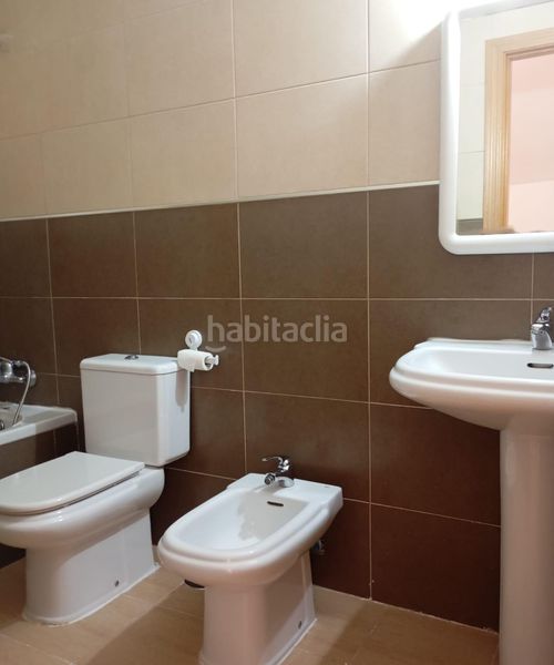 Foto 0cde2de2-aed8-45c2-8902-9a6bd166d914. Casa adosada en calle pozo del 5 el chalet que ya no se construye 5 niveles, espacios infinitos y un hogar del que no querrás salir. en Ciempozuelos