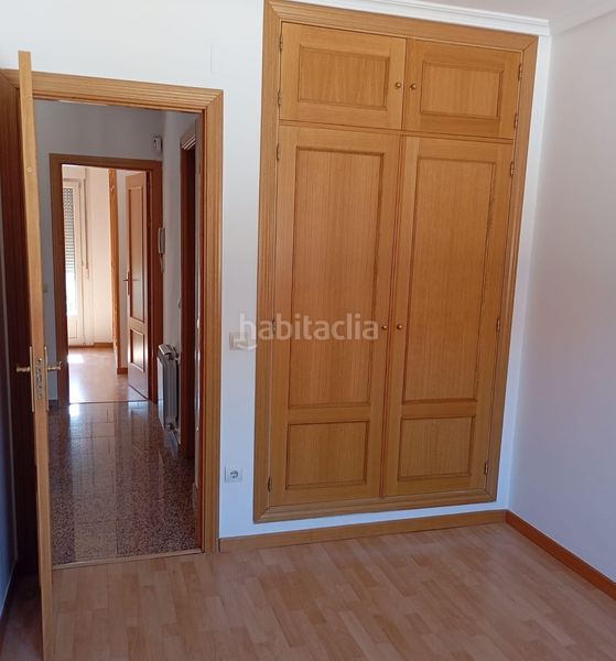 Foto 1d217850-f316-4d73-a7d3-863b9f7301c0. Casa adosada en calle pozo del 5 el chalet que ya no se construye 5 niveles, espacios infinitos y un hogar del que no querrás salir. en Ciempozuelos