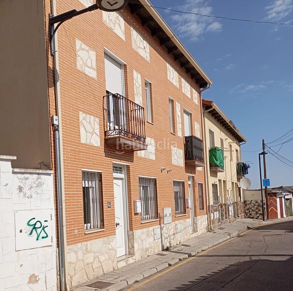 Foto 445bf5d0-2ab0-4aae-9772-4e1f811d60d9. Casa adosada en calle pozo del 5 el chalet que ya no se construye 5 niveles, espacios infinitos y un hogar del que no querrás salir. en Ciempozuelos