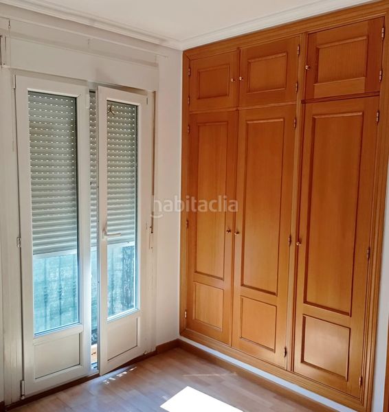 Foto 95955a6d-01ee-4ee1-9937-f5ba5d08b73a. Casa adosada en calle pozo del 5 el chalet que ya no se construye 5 niveles, espacios infinitos y un hogar del que no querrás salir. en Ciempozuelos