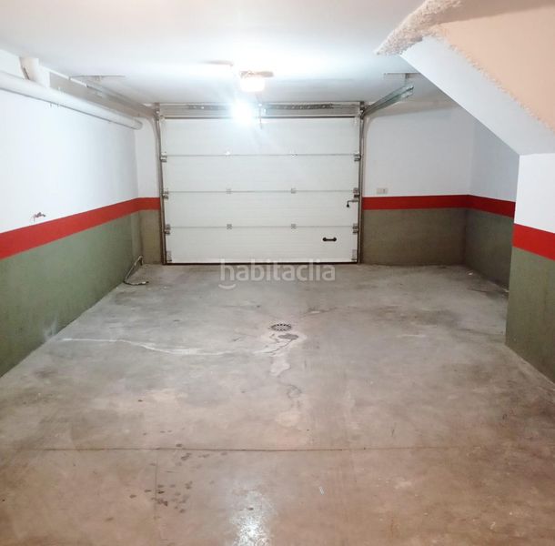 Foto ceac5a85-5b36-48f3-b5e3-8c2bf281d560. Casa adosada en calle pozo del 5 el chalet que ya no se construye 5 niveles, espacios infinitos y un hogar del que no querrás salir. en Ciempozuelos