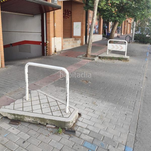 Foto 145da523-6f37-4ab7-9d02-d70a5d530150. Aparcament cotxe a avenida consuelo del 7 a Casco Antiguo Sur Ciempozuelos