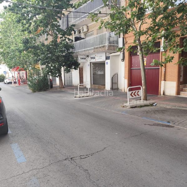 Foto b02c91de-0292-4ea1-93c9-f4a8c73ca54e. Aparcament cotxe a avenida consuelo del 7 a Casco Antiguo Sur Ciempozuelos