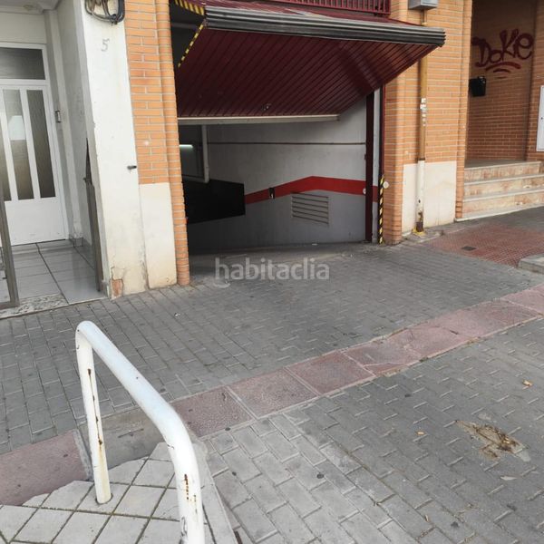Foto c4db89b2-a3a6-4f4f-a088-326492e047d7. Aparcament cotxe a avenida consuelo del 7 a Casco Antiguo Sur Ciempozuelos