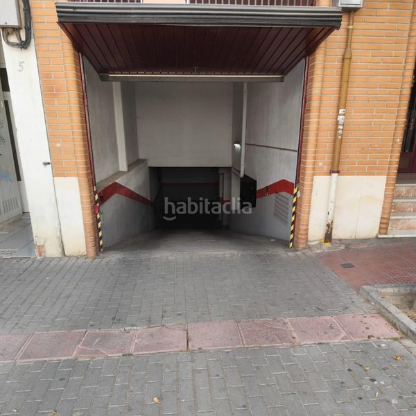 Foto db3f2116-5e4e-4413-b36d-433211d69f4a. Aparcament cotxe a avenida consuelo del 7 a Casco Antiguo Sur Ciempozuelos