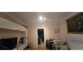 Appartement  Plaza poeta rioja. Piso exterior muy luminoso en madrid  sin honorarios para el com