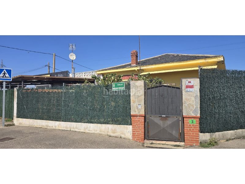 Foto 162fe78f-ee92-465f-8a61-2cdfb3a8f831. Casa amb aparcament a Villaquilambre
