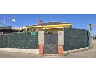 Maison à Villaquilambre. Casa  local comercial en villaquilambre león 199000