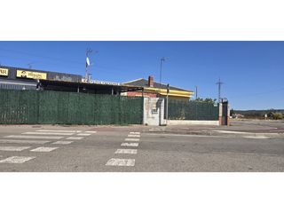 Haus en Villaquilambre. Casa  local comercial en villaquilambre le�n 227.000