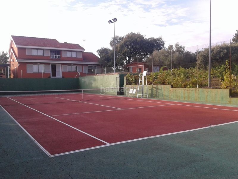 Foto b84a1bd7-1cb2-4826-9e53-ee606b7dec60. Xalet amb aparcament a El Pinar-Punta Galea Rozas de Madrid (Las)