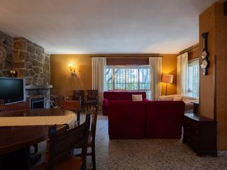 Xalet  Calle santa isabel. Chalet independiente en venta en guadarrama con piscina, gran pa