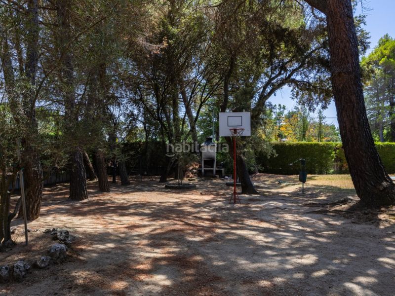 Foto 0d548759-95a0-4e62-8445-684936c501bc. Xalet amb aparcament a Guadarrama