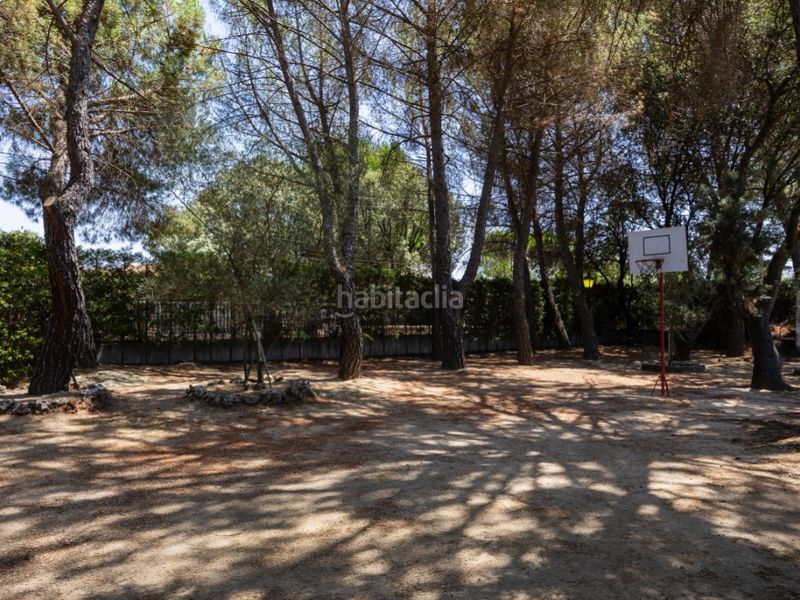 Foto 2c560bd6-aba6-47e5-bc5e-39b49de98612. Xalet amb aparcament a Guadarrama