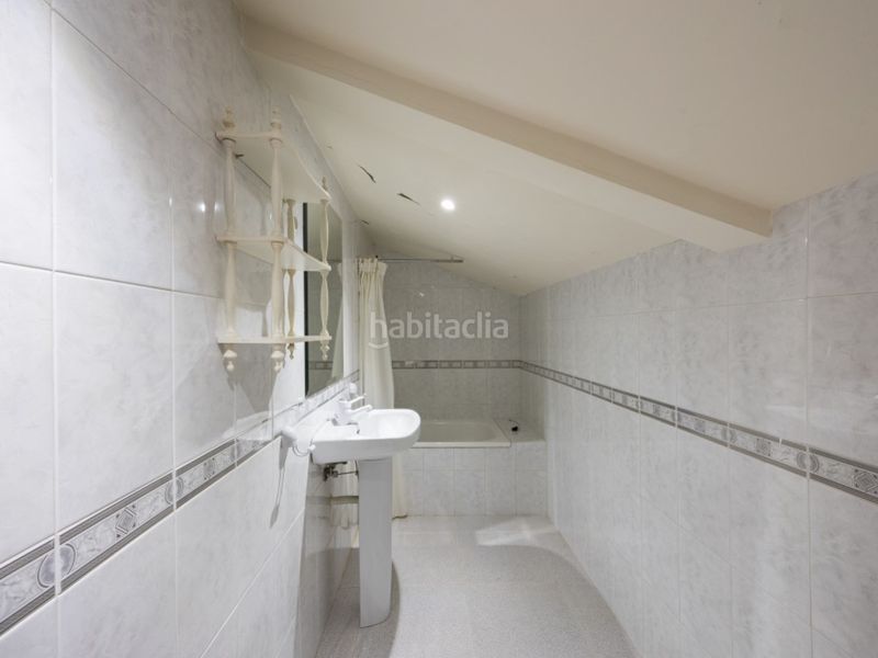 Foto 940511f3-d92d-4245-80ca-adc4e111d5e9. Xalet amb aparcament a Guadarrama