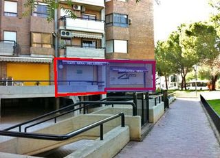 Lloguer Local Comercial a Avenida de los pinos 64. Local comercial en alquiler en av. miguel de cervantes – los pin