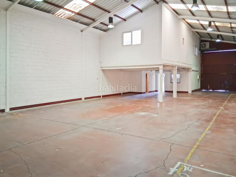 Foto f39fe0bf-dcff-449d-b9bc-430a9d29615c. Bâtiment à usage industriel dans Rivas Futura Rivas - Vaciamadrid
