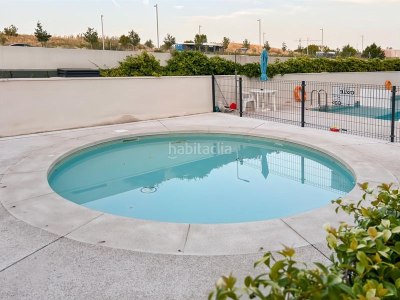 Foto 57d0ab25-917d-4b5f-84a2-47d83814f1d5. Pis amb calefacció aparcament piscina a El Cañaveral Madrid