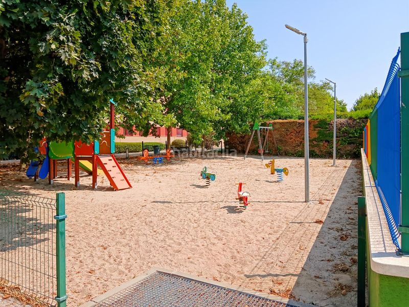 Foto 0fa03598-ea02-4a5f-ac4b-14cd4d627de4. Dúplex amb calefacció aparcament piscina a Rivas Futura Rivas - Vaciamadrid