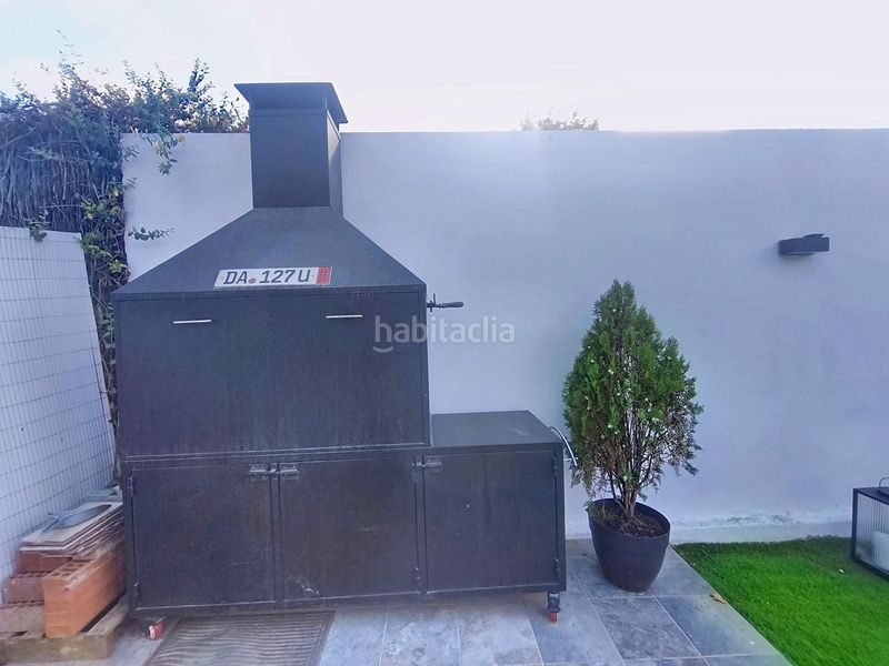 Foto 44eb1051-321c-4fb1-9f34-6684150cf763. Casa aparellada amb calefacció piscina a Urbanizaciones Rivas - Vaciamadrid