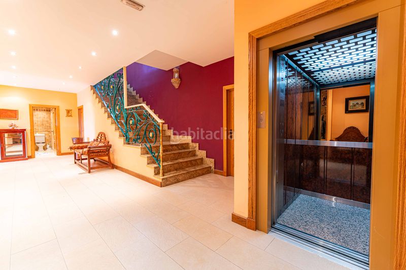 Foto 0586db0f-9223-4078-9b46-883b0bdcadda. Casa amb xemeneia calefacció aparcament piscina a Arroyomolinos