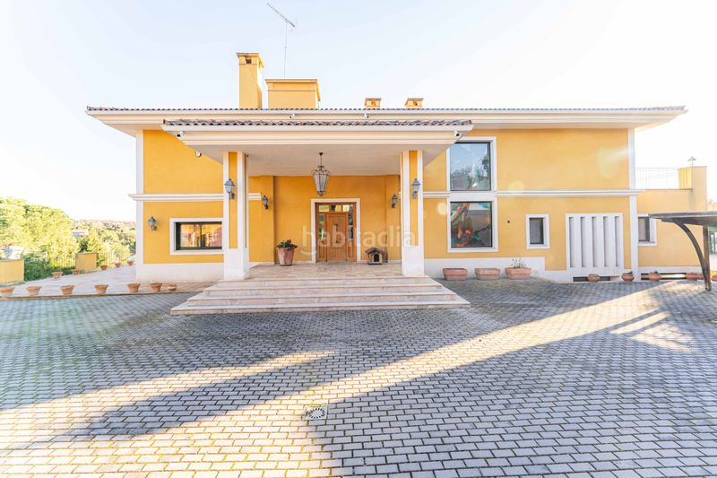 Foto 0a1a1519-ee33-4c57-a108-ed73ee02c6cd. Casa amb xemeneia calefacció aparcament piscina a Arroyomolinos