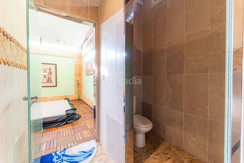 Foto 4086bf94-2c17-4478-a341-5bcd44365c6e. Casa amb xemeneia calefacció aparcament piscina a Arroyomolinos