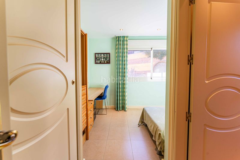 Foto 9a62f446-d43a-403e-9911-00a64abec221. Casa amb xemeneia calefacció aparcament piscina a Arroyomolinos