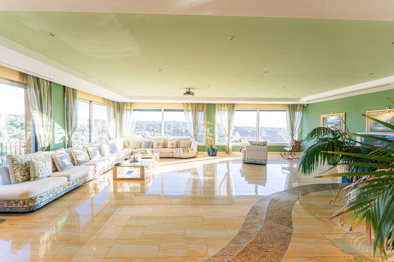 Foto de85e1e5-17fe-4458-9d85-062908978769. Casa amb xemeneia calefacció aparcament piscina a Arroyomolinos