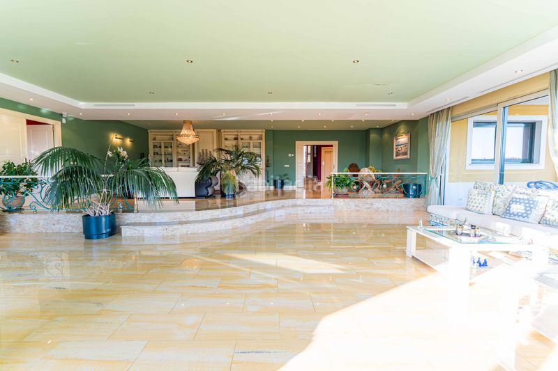 Foto e97140cd-ba3d-4a5a-9b5a-009ba0d9396d. Casa amb xemeneia calefacció aparcament piscina a Arroyomolinos