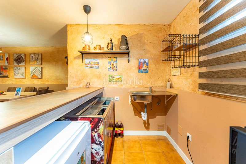 Foto 0b553efd-132f-4ffb-ac59-851cb874a51d. Casa aparellada amb xemeneia calefacció piscina a Arroyomolinos